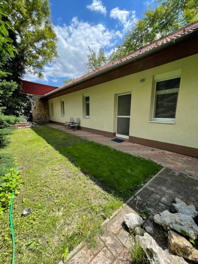 Szeged Suncity Apartman Сегед Екстер'єр фото