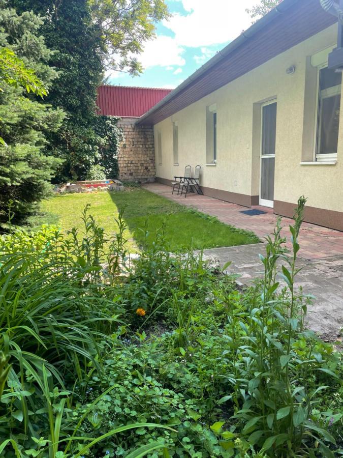 Szeged Suncity Apartman Сегед Екстер'єр фото